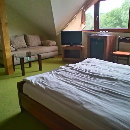 Kek Oeboel Panzio Bed & Breakfast